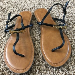 Merona black/gold bow sandals